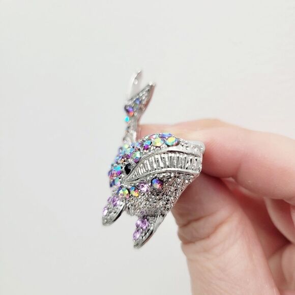 Brand New Silver Whale Colours Rhinestone Brooch Pin - Picture 6 of 9